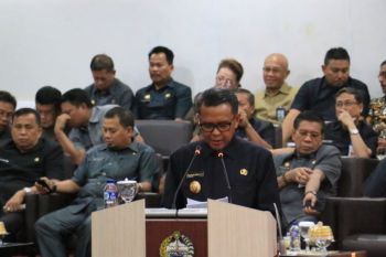 Gubernur: lelang proyek harus sesuai mekanisme