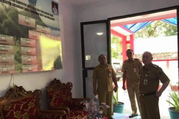 Wabup Sitaro sidak perangkat daerah