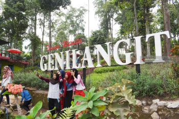 Wana Wisata Genilangit