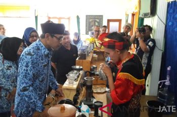 Penyandang disabilitas di Temanggung dididik jadi barista