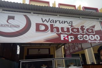Warung makan dhuafa hanya serba enam ribu