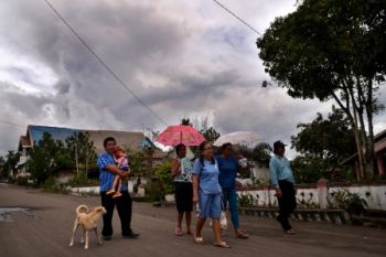 Tinggi kolom Abu Erupsi gunung Soputan 7.500 meter