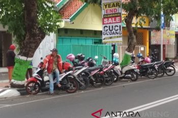 240 juru parkir Kudus peroleh bantuan jaminan ketenagakerjaan