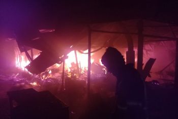 Puluhan kios di Pasar Kaponan Magelang ludes terbakar
