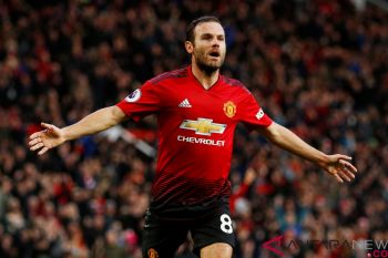 Manchester United tawarkan Juan Mata kontrak baru