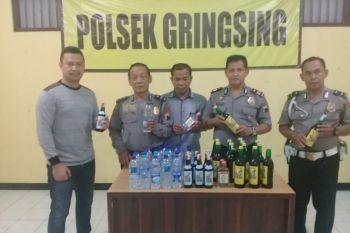 Dalam dua hari, Polres Batang sita ratusan botol miras