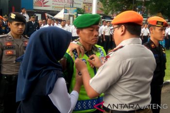 Tiket KA angkutan Natal tersisa 20 persen