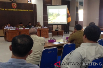 2 Januari 2019 jalan Pangkalan Bun-Kotawaringin Lama ditutup