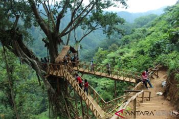 Objek wisata Batang yang layak dikunjungi versi Bupati Wihaji