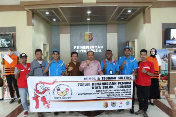 Pemkot Solok Kirim Relawan ke Palu