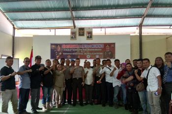 Kapolres Dharmasraya bersilaturahim dengan wartawan