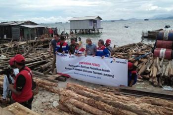 Daramil-Pertamina Serahkan Bantuan ke Warga Panjsng