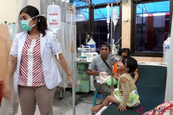 DPRD : pengungsi keracunan bukti buruknya penanganan korban bencana