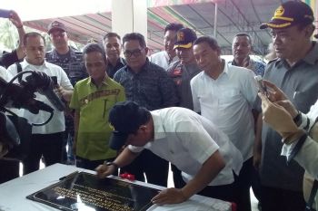 Moeldoko resmikan rumah sakit di kepulauan