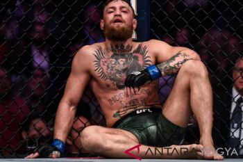 Nurmagomedov dan McGregor diganjar skorsing dan denda
