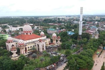 Banjir picu akses jalan poros Maros-Makassar belum lancar