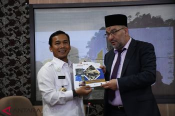 Batang promosikan potensi wisata kepada perwakilan Palestina