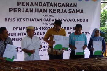 BPJS Payakumbuh tanda tangani kerja sama JKSS dengan tiga daerah