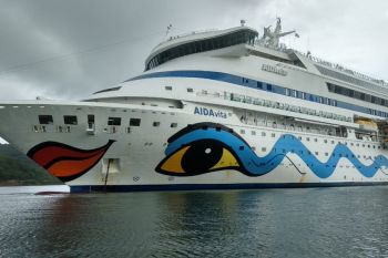 Sebanyak 2.191 wisatawan kapal pesiar mewah singgahi Lombok