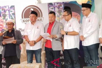 Komunitas santri deklarasi antihoaks di Bandung