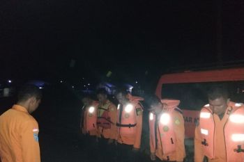Bupati Gowa evakuasi warga korban banjir