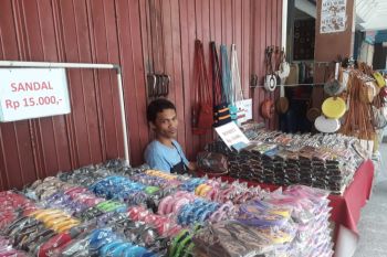 Omzet pedagang kaki lima Malioboro menurun