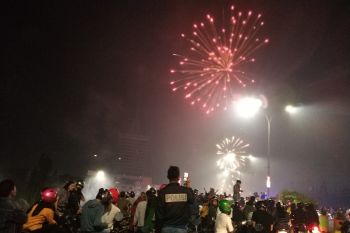 Warga Makassar antusias sambut tahun baru 2019