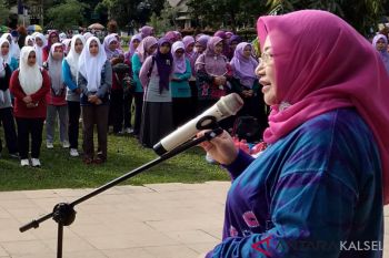 Ernawati buka secara resmi outbond akbar 1000 guru Paud Kalsel