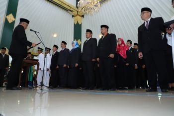 Bupati Sleman melantik 43 pejabat administrator dan pengawasan