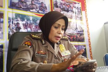 Tiga oknum wartawan memeras kepsek, ditangkap polisi