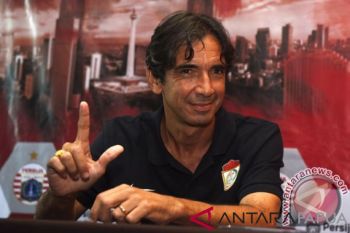 Mantan pemain PSM Makassar dan Persija melatih Persipura