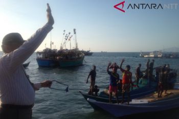 Timor Leste water police detains 18 Indonesian fishermen