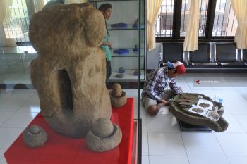 Perawatan Benda Megalitikum