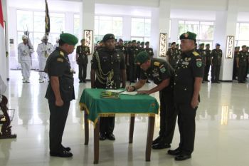 Mantan Danrem 091/ASN jabat Kasdam XVII/Cenderawasih