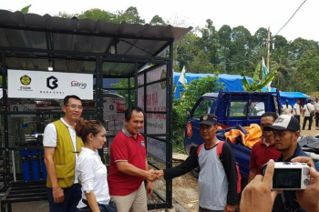 Warga Korban Tsunami Dapat Bantuan Sarana Air Bersih