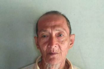Semoga ayah kami tetap dalam lindungan Allah, kata Ali