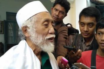 Abuya Ahmad Muhtadi ke Istana Merdeka, Jokowi minta didoakan