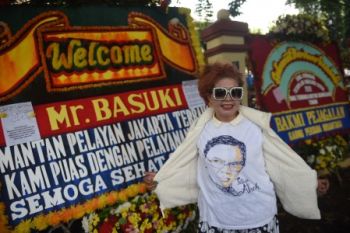 Pendukung Ahok mendatangi Mako Brimob