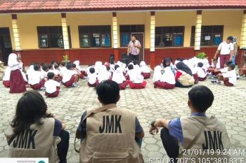 Jejaring Mitra Kemanusiaan Terus Bantu Korban Tsunami di Lampung Selatan