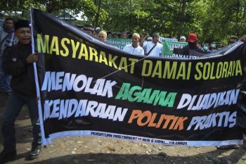 Aksi tolak agama sebagai alat politik praktis