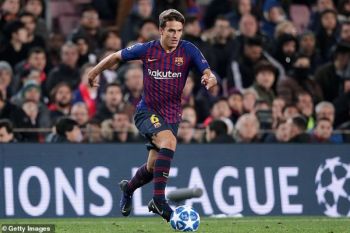 Denis Suarez bisa atasi masalah sayap Arsenal, kata Emery