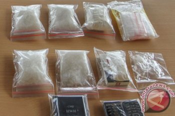 Indonesian police foil attempt to smuggle meth from Malaysia