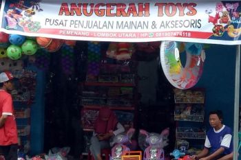 Perjuangan korban gempa Lombok merajut asa di tengah keterpurukan