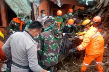 Satu jasad perempuan tertimbun longsor Gowa kembali ditemukan
