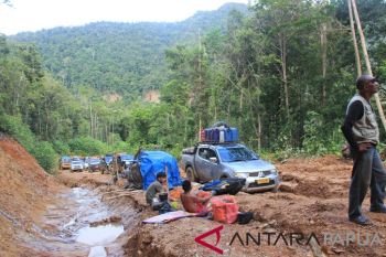 Ruas jalan transPapua Jayapura-Wamena masih belum dapat dilalui