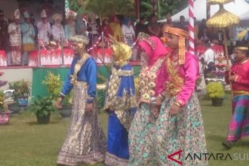 Peringati HUT, Konawe Utara gelar kirab budaya
