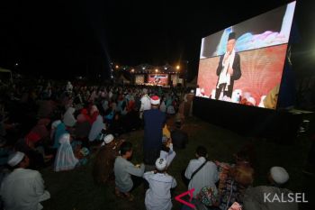 MA'RUF AMIN BERIKAN TAUSIAH