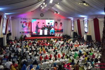 Debat Capres  - Nobar debat tim pemenangan di Makassar