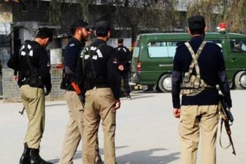Kantor Polisi Pakistan diserbu kelompok bersenjata, lima tewas