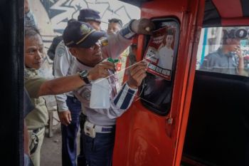 Penertiban alat peraga kampanye